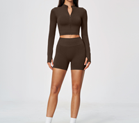 Ensemble de sport 2 pièces sans couture ultra-extensible pour femme : veste courte zippée et short de cycliste taille haute à compression pour le yoga et l'exercice