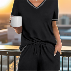 Women's 2-Piece Black Halter Sleeveless <b>Knitted</b> Top & Above Knee Shorts <b>Set</b> Loose Fit Elegant Summer Solid Color Spliced Pocket - Product Image 2
