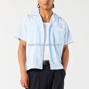 เสื้อโปโลปักโลโก้ตามสั่งสำหรับผู้ชาย ผ้าโพลีเอสเตอร์น้ำหนักเบา แขนสั้น สไตล์ลำลอง ทรงครอป กระดุมหน้า - Product Image 1