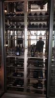 Petit meuble à vin personnalisé en acier inoxydable pour bar à domicile - Conception extensible écologique, capacité de 20 à 29 bouteilles, mobilier de maison