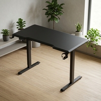 Bureau de jeu électrique en MDF AOR avec éclairage RGB, support pour tasse et casque, structure démontable pour bureau