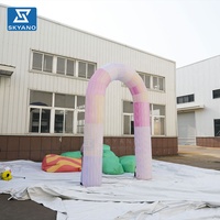 Arche gonflable rayée personnalisée pour la promotion de marque en extérieur, la publicité commerciale et la décoration d'entrée d'événements