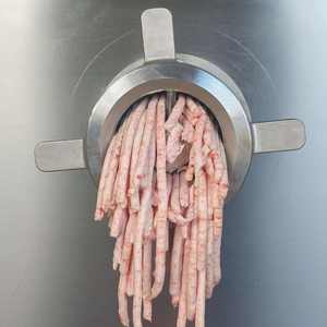 Hachoir à viande congelée commercial, broyeur de viande robuste, ligne de production de saucisses et chorizos pour machines de transformation de la viande - Product Image 4