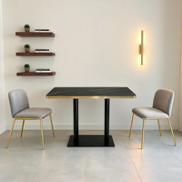 Table et chaises de salle à manger en marbre et alliage d'aluminium avec bord doré, style luxe léger pour restaurant occidental et hôtel