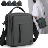 Sac bandoulière messager décontracté en PU imperméable grande capacité pour homme, multi-poches, pour voyage et usage quotidien, vente en gros