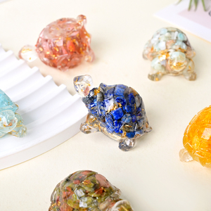 Vente en gros de gravures de tortues en résine avec gravats de cristal naturel poli, objets artisanaux en cristal de guérison pour souvenirs - Product Image 4