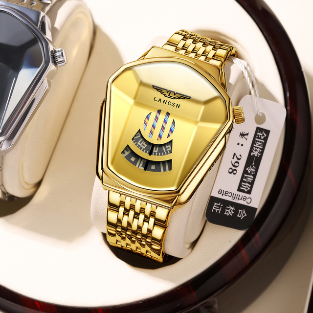 X-GEQCK  Hot New Luxury Men Cool Locomotive Business Watch 3D Glass Gold Blue Quartz Wristwatch Watch for Men