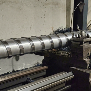 Accesorios para Extrusora de Botellas y Películas Sopladas de Guan Sheng Machinery: Cilindro de Acero, Tornillo, Granulador de Alimentación - Shandong - Product Image 1