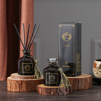 Diffuseur de parfum sans flamme à prix abordable, huile parfumée 50 ml, ensemble de diffuseurs à bâtonnets avec emballages modernes et classiques