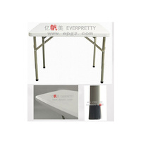 Diseños populares de mesa de comedor plegable para mesa plegable de plástico con patas extraíbles