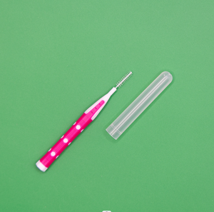 Fábrica China I forma de mango suave con tapa paquete personalizado cepillo <span class=keywords><strong>interdental</strong></span> para limpieza de encías - Product Image 1