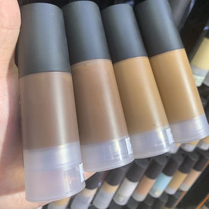 Fond de teint liquide mat longue tenue, imperméable, couvrance totale, contrôle du sébum, végan, certification de maquillage en marque privée pour femmes - Product Image 4