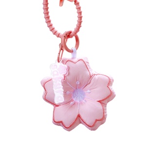 Colgante de tela con diseño de flor de cerezo Sakura para <span class=keywords><strong>mochila</strong></span> de pareja, amuleto para coche, accesorios para teléfono, regalo, llavero - Product Image 2