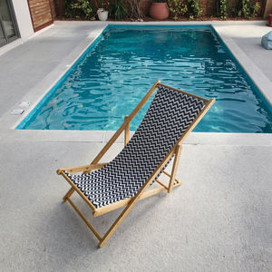 كرسي شاطئ قابل للطي مع قماش قابل للتعديل، مصنوع من الخيزران، مناسب للاستخدام الداخلي والخارجي، كرسي استرخاء مريح للشاطئ - Product Image 1