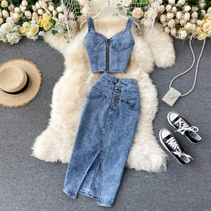 Conjunto De 2 Piezas De Falda De Mezclilla Y Top Corto Sin Mangas De Cintura Alta Ajustado A La Moda Para Mujer - Product Image 4