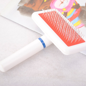 Brosse démêlante en gros pour animaux de compagnie avec poignée blanche et coussinets de protection, pour toilettage de chats et chiens, en plastique - Product Image 1