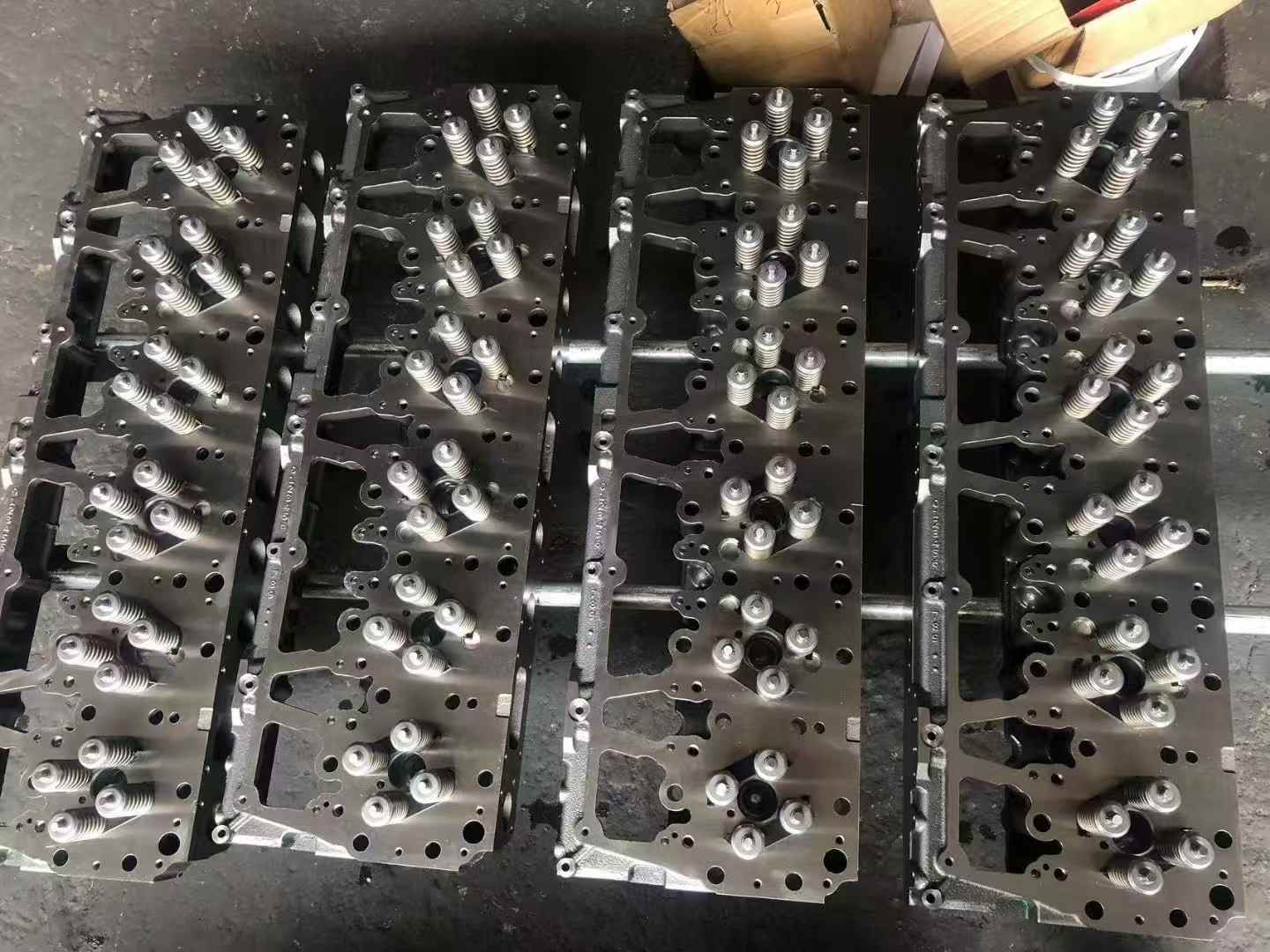 CYLINDER HEAD IVECO STRALIS TRAKKER ASTRA 504235483 ENGINE CURSOR 13 ...
