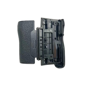Cubierta de Tarjeta Original para <span class=keywords><strong>Nikon</strong></span> <span class=keywords><strong>D780</strong></span> con Piezas de Repuesto de Goma para Reparación de Cámara - Product Image 1
