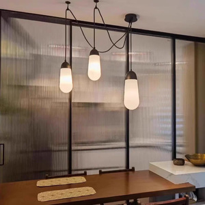 โคมไฟระย้าดีไซน์เนอร์สำหรับห้องรับประทานอาหาร ห้องนั่งเล่น ห้องนอน โต๊ะข้างเตียง บาร์  แบบโมเดิร์น เรียบง่าย ทำจากกระจก ดีไซน์สร้างสรรค์ - Product Image 1
