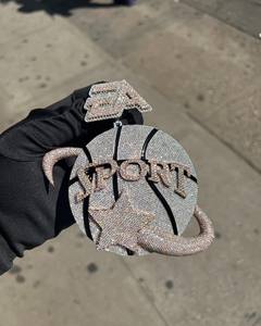 Colgante de Bola 3D Personalizado de Primera Calidad, Moissanita VVS Brillante, Chapado en Plata de Ley que Nunca se Desvanece, Clásico para Niños y Hombres - Product Image 1