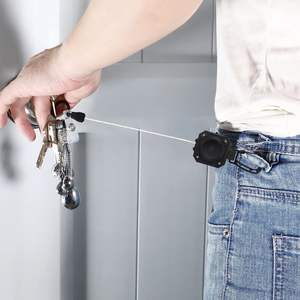 Portacredencial Retráctil Resistente con Mosquetón, Cable de Plástico, Clip para AirTag, Porta Identificación para Exteriores - Product Image 4