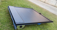 Couvercle de Tonneau rétractable Offre Spéciale pour ISUZU Fonction étanche et de verrouillage en alliage d'aluminium durable