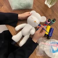 Kit de peinture fluide populaire DIY 23 cm Violent Bear avec 44 couleurs de peinture fluide et outils DIY