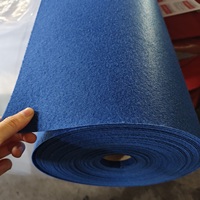Günstiger Weißer & Roter Hochzeitsteppich 100% Polyester Einweg-Ausstellungsteppich Wand-zu-Wand Eventteppich Aus Chinesischer Fabrik