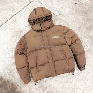 Vestes d'hiver matelassées sur mesure, style streetwear oversize, manteaux en duvet bouffant de haute qualité, doudounes matelassées de qualité supérieure - Product Image 1