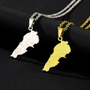 Collier chaîne HY Factory avec carte <span class=keywords><strong>du</strong></span> <span class=keywords><strong>Liban</strong></span>, en acier inoxydable argenté, plaqué or 18 carats, pendentif carte avec emblème <span class=keywords><strong>du</strong></span> drapeau national <span class=keywords><strong>du</strong></span> <span class=keywords><strong>Liban</strong></span> - Product Image 1