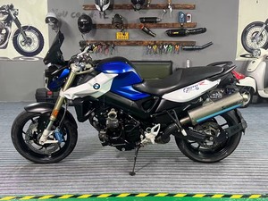 Motocyclettes d'occasion BMWF800R <span class=keywords><strong>Moto</strong></span> 800cc <span class=keywords><strong>Moto</strong></span> à essence Pure Performance Streetbike Sportbike État d'origine - Product Image 5