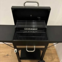 Gril de charbon de bois de BBQ en acier carré de jardin de qualité supérieure moderne Offre Spéciale nouveau design