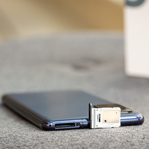 โทรศัพท์มือถือ Android <span class=keywords><strong>S20</strong></span> <span class=keywords><strong>FE</strong></span> 5G LTE รุ่น SM-G781U หน้าจอ Super AMOLED 6.5 นิ้ว 120Hz คุณภาพเยี่ยม ขายดี ราคาถูก - Product Image 4