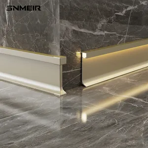 SENMRY กระดานรองจี้นอลูมิเนียมเรืองแสงสีทองพร้อมไฟ LED กระดานรองจี้นผนัง Baseboards ตัด