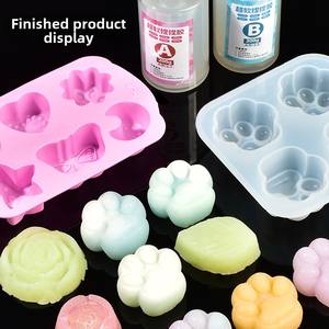 Qiaobeixing Collezione di Stampi in Silicone Morbido Unisex a Forma di Zampa di Gatto, per Waffle, Resina Cristallina, Colla AB, Stampi Fai da Te per Cibo Decorativo, Età 14+ - Product Image 3