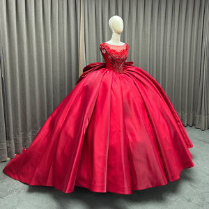 Vestido de Gala Rojo para Quinceañera XV Años y Vestidos de Princesa para Fiesta de 16 Años con Cola de Capilla, Vestidos de Noche - Product Image 1