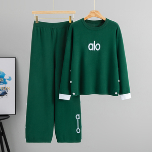 Ensemble deux pièces décontracté et polyvalent pour femme, style jeune, à manches longues et coupe ample, idéal printemps/automne, inspiré des <span class=keywords><strong>influenceuses</strong></span> transfrontalières. - Product Image 3