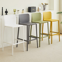 Tabouret de bar commercial contemporain en plastique durable avec dossier haut, idéal pour la maison, l'hôtel, le restaurant, le café et la maison de thé