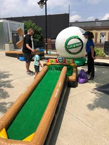 Amusement gonflable commercial jouer un rond 3/6/9 trous gonflable <span class=keywords><strong>Mini</strong></span> <span class=keywords><strong>Golf</strong></span> fou Putt parcours de <span class=keywords><strong>golf</strong></span> jeux de Sport avec moteur de moulin à vent - Product Image 4