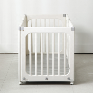 <span class=keywords><strong>Parc</strong></span> pour bébé modulaire Kinetic avec roulettes verrouillables et barrière <span class=keywords><strong>de</strong></span> sécurité nervurée en plastique HDPE durable pour usage intérieur - Product Image 2