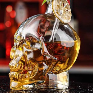 Bouteille en verre transparent en forme de tête de crâne en cristal Econle avec bouchon en liège et impression sérigraphiée pour brandy, tequila, vin - Product Image 5