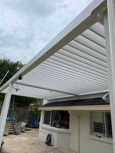 Pérgola Bioclimática Premium Personalizable <span class=keywords><strong>con</strong></span> Techo de Láminas de <span class=keywords><strong>Aluminio</strong></span> Motorizadas <span class=keywords><strong>y</strong></span> Sistema LED para Jardín o Terraza - Product Image 2