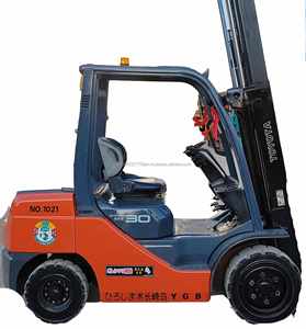Montacargas Toyota 30 de 3 Toneladas Usado Original de Japón con Mástil para Contenedores y Desplazador Lateral, Buen Rendimiento, Precio Bajo - Product Image 1
