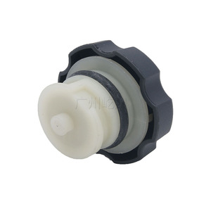 Bouchon de bouchon de huile moteur pour Chevrolet 12590905 SAE 10W-30, pièce de rechange en matériau ABS - Product Image 3