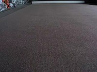 Tapis de luxe tissé tufté mur à mur style simple rouleau de tapis de tuile de boucle de polyester pour la maison et le bureau pour les hôtels et les couloirs