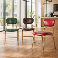 Chaise de salle à manger minimaliste italienne en gros avec structure métallique épaisse pour restaurants et hôtels