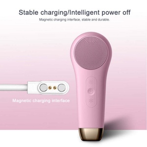 แปรงทำความสะอาดผิวหน้าไฟฟ้าไร้สายแบบ USB สำหรับใช้ในบ้าน ซิลิโคนทำความสะอาดผิวหน้าอย่างล้ำลึก รักษาสิว กันน้ำ วัสดุ ABS ใช้แบตเตอรี่ - Product Image 2