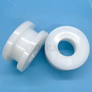 Polea tensora de nailon de 60x30 mm, diámetro interior de 20 mm, pieza de plástico blanca para sistemas de transmisión por correa - Product Image 3