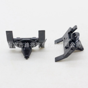 Road Door Panel <b>Trim</b> <b>Clips</b> 7504933010 For Toyota Lexus Vehicles Nylon Fasteners - Product Image 1