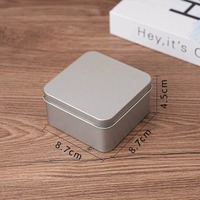Boîte à bijoux carrée en étain givré de 6,5*6,5*4,5 cm, adaptée aux boucles d'oreilles et aux bagues. Doublure intérieure personnalisable